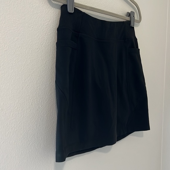 Athleta golf/tennis skirt - Picture 2 of 9